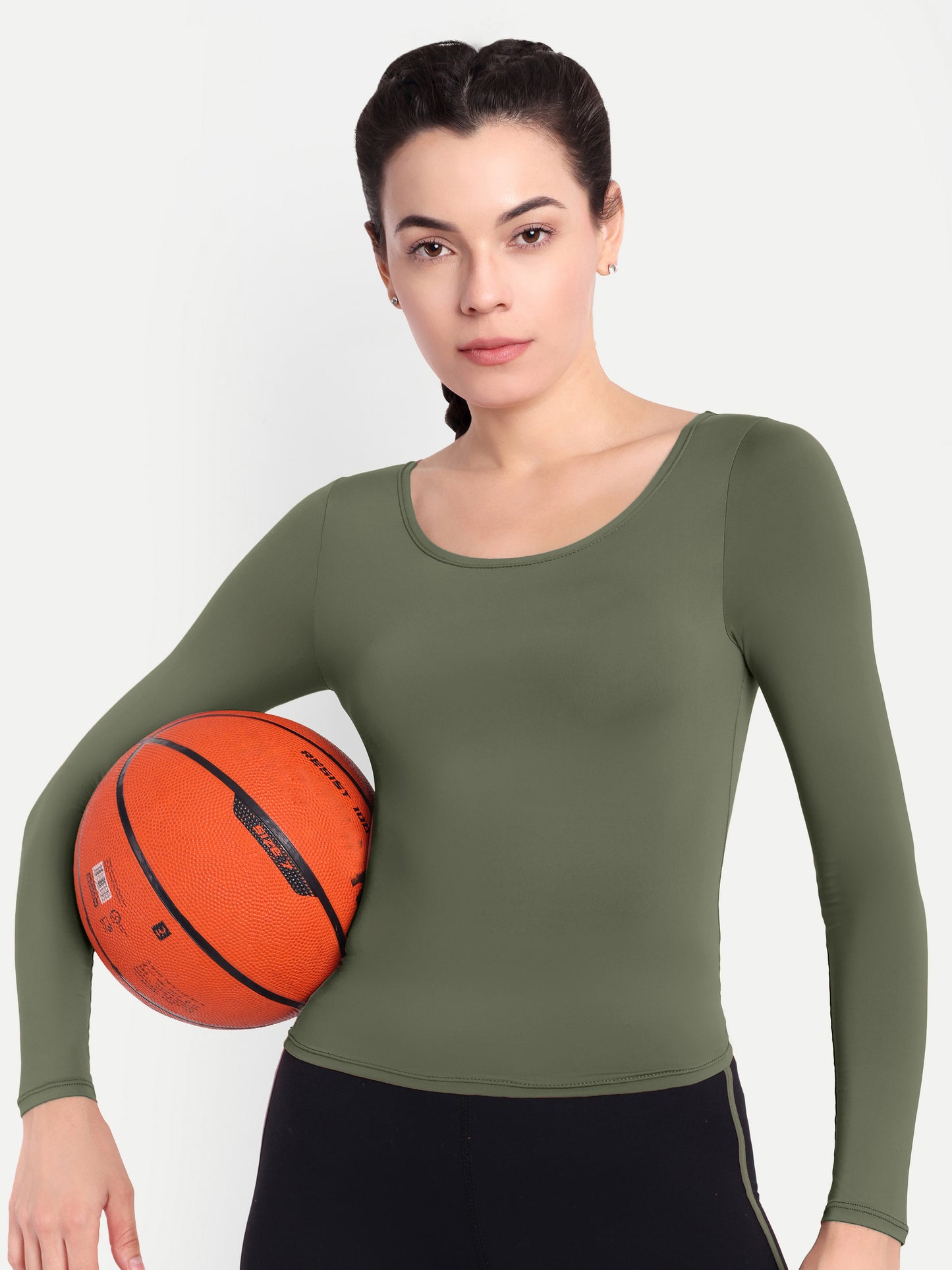 ZOE TOP IN OLIVE GREEN