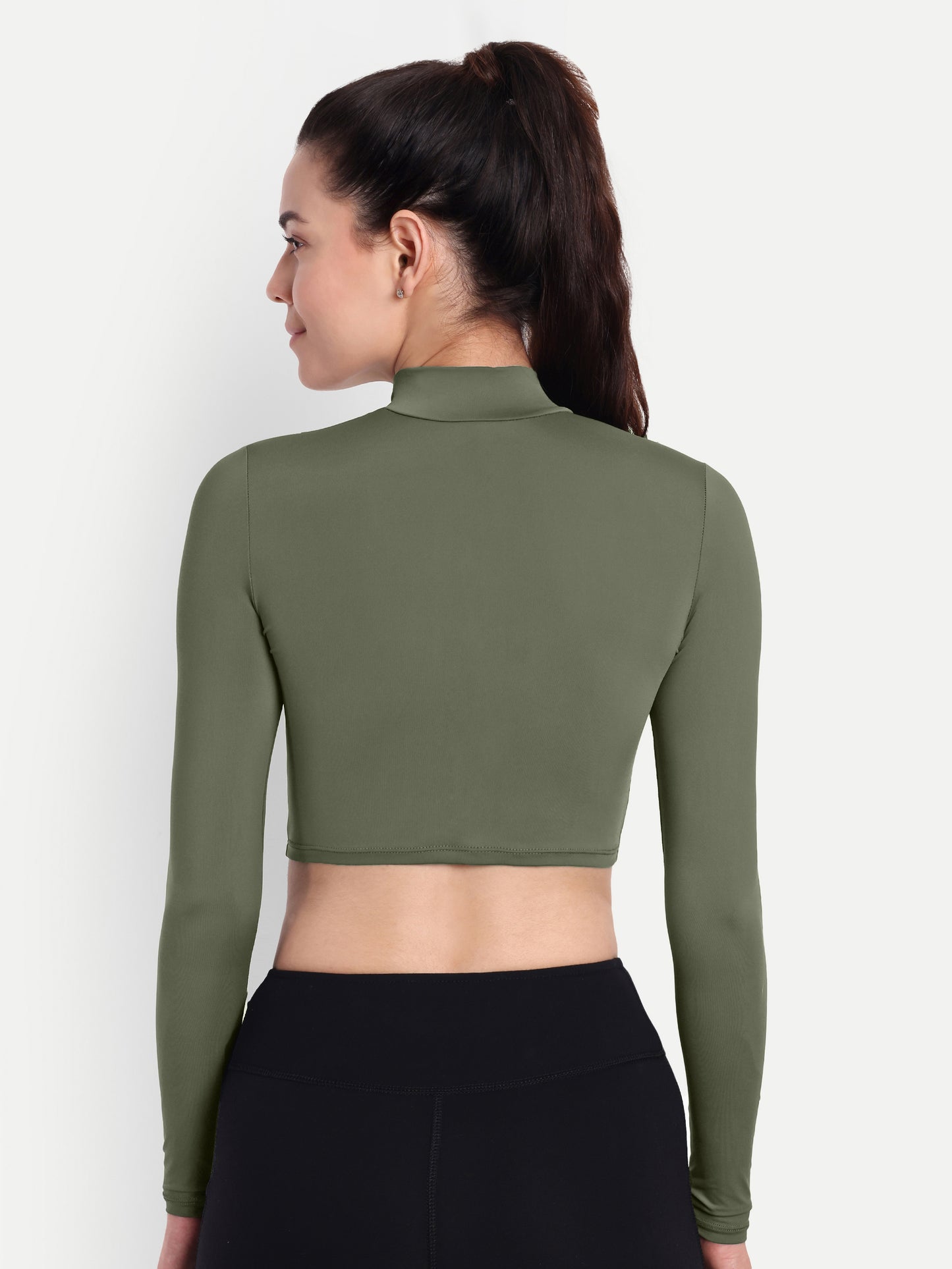 ELLE CROP TOP IN OLIVE GREEN