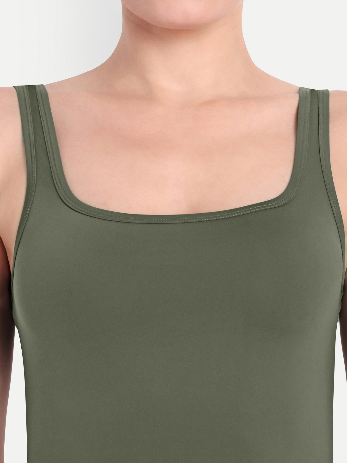 LOLA TANK TOP IN OLIVE GREEN