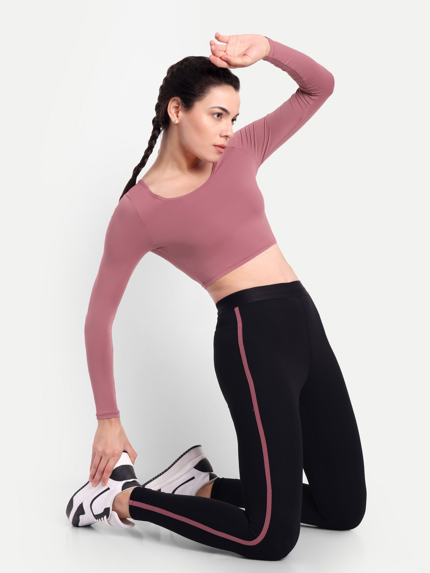 BLAKE CROP TOP IN PINK ROSE