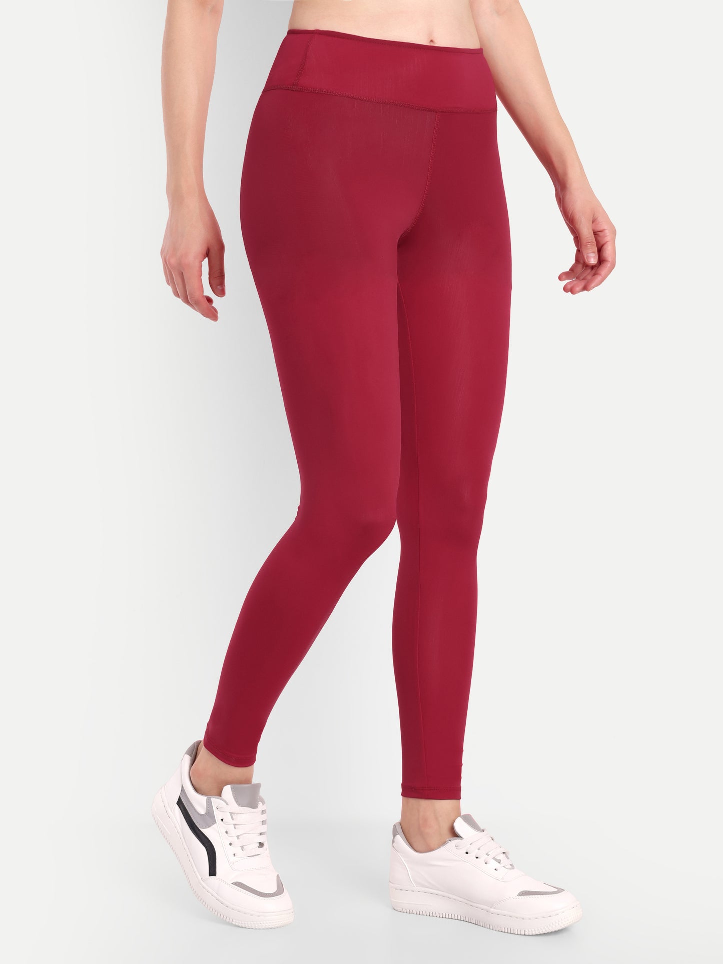 ALICIA LEGGINGS IN SCARLET RED